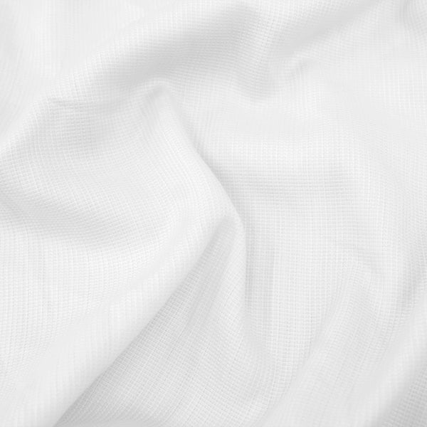 Tecido Tricoline fio 50 Vernê Branco Maquinetado 100% Algodão - foto 3