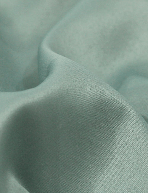 Foto adicional do tecido Prada Gabardine com Elastano Cinza Fosco – MILFIOS Tecidos