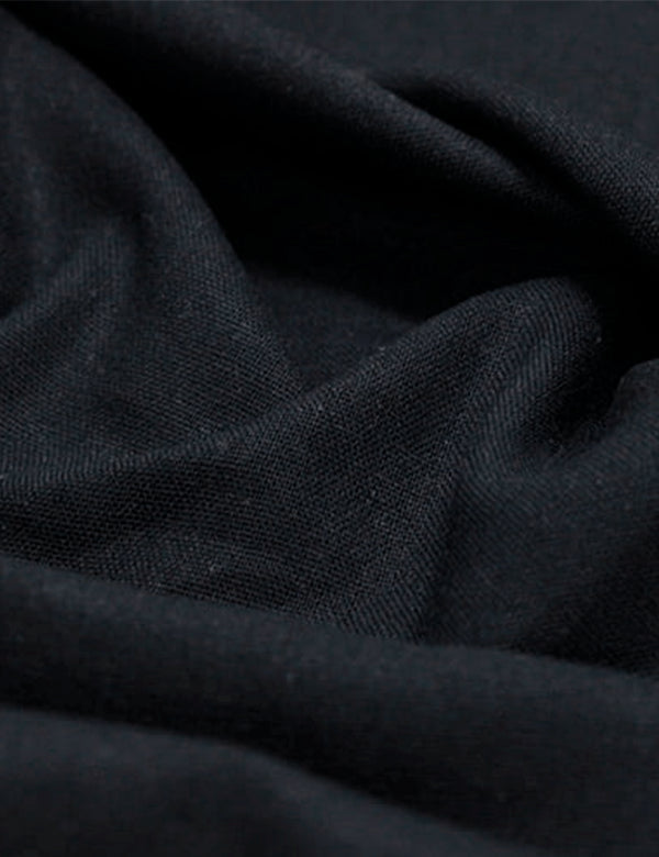 Outra vista do tecido liso de linho com viscose Preto — MILFIOS Tecidos