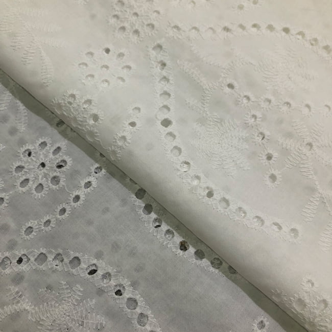 Tecido Laise Bordado 22 - Branco Off White - 100% Algodão - Milfios Tecidos