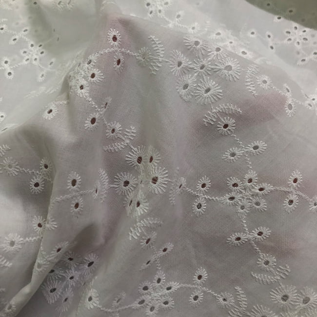 Tecido Laise Bordado 23 - Branco Off White - 100% Algodão - Milfios Tecidos