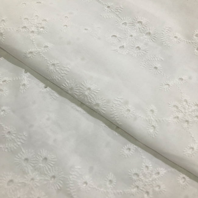 Tecido Laise Bordado 23 - Branco Off White - 100% Algodão - Milfios Tecidos