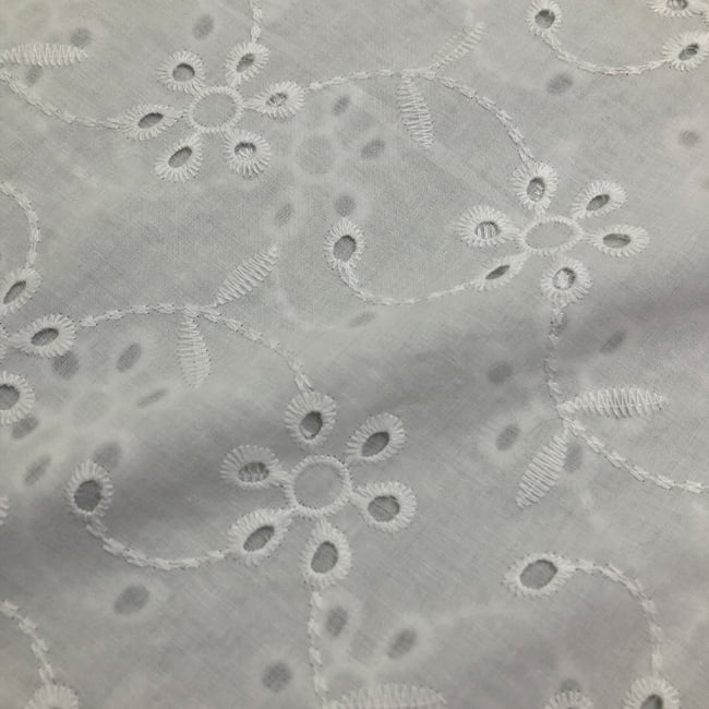 Tecido Laise Bordado 24 - Branco Off White - 100% Algodão - Milfios Tecidos