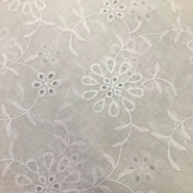 Tecido Laise Bordado 28 - Branco - 100% Algodão - Milfios Tecidos