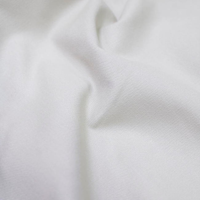 Tecido Sarjado Cotton Satin Peletizado - Creme - 98% Algodão 2% Elastano - Milfios Tecidos