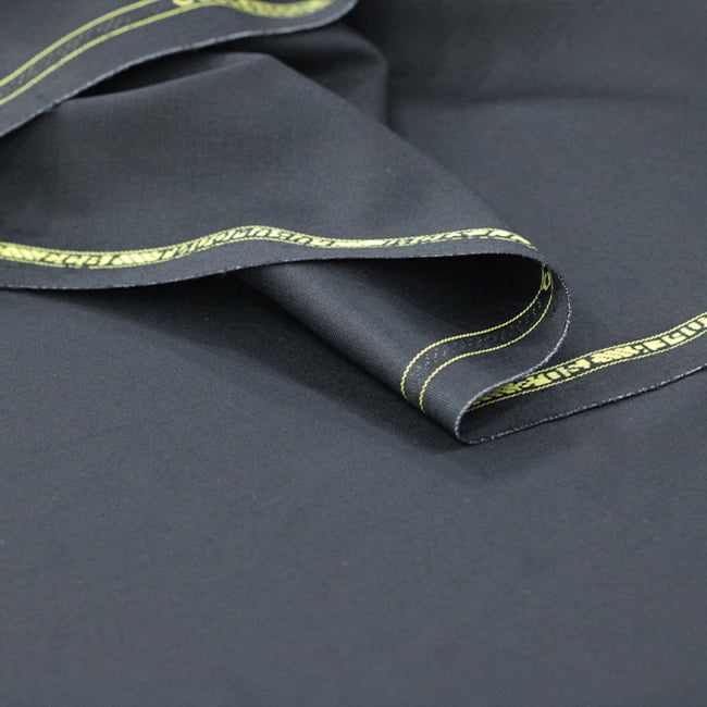 Tecido Alfaiataria Lã fria super 120 Paramount 27 Preto - Gabardine Premium - Milfios Tecidos