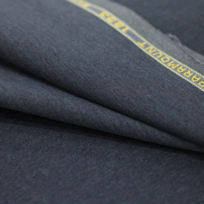 Tecido Alfaiataria Lã fria super 120 Paramount 02 Chumbo - Gabardine Premium - Milfios Tecidos