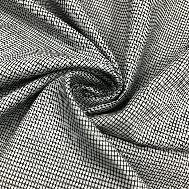 Tecido Camisaria Tricoline Fio 60 - Alexandria 286 Xadrez Preto - Fundo Cinza - 100% Algodão - Milfios Tecidos