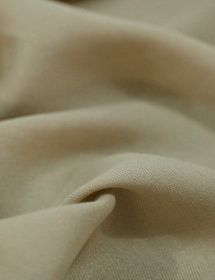 Detalhe do Tecido Viscose Lisa Sarjada Premium - Areia - 100% Viscose - Largura 1,45m - Milfios Tecidos