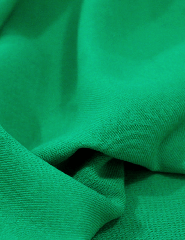 Detalhe do Tecido Viscose Lisa Sarjada Premium - Green Vita - 100% Viscose - Largura 1,45m - Milfios Tecidos